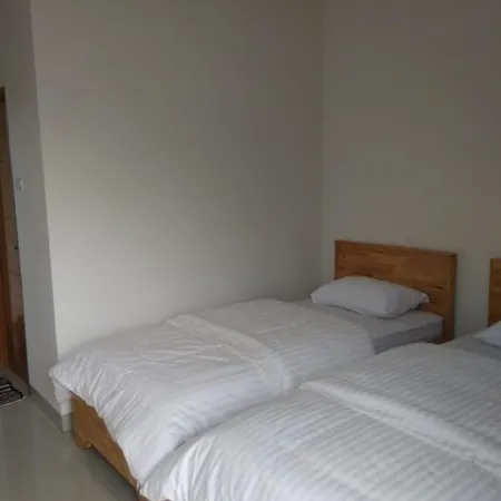 Berastagi Mountain View Homestay & Pizzeria Exterior photo