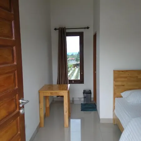 Berastagi Mountain View Homestay & Pizzeria Exterior photo